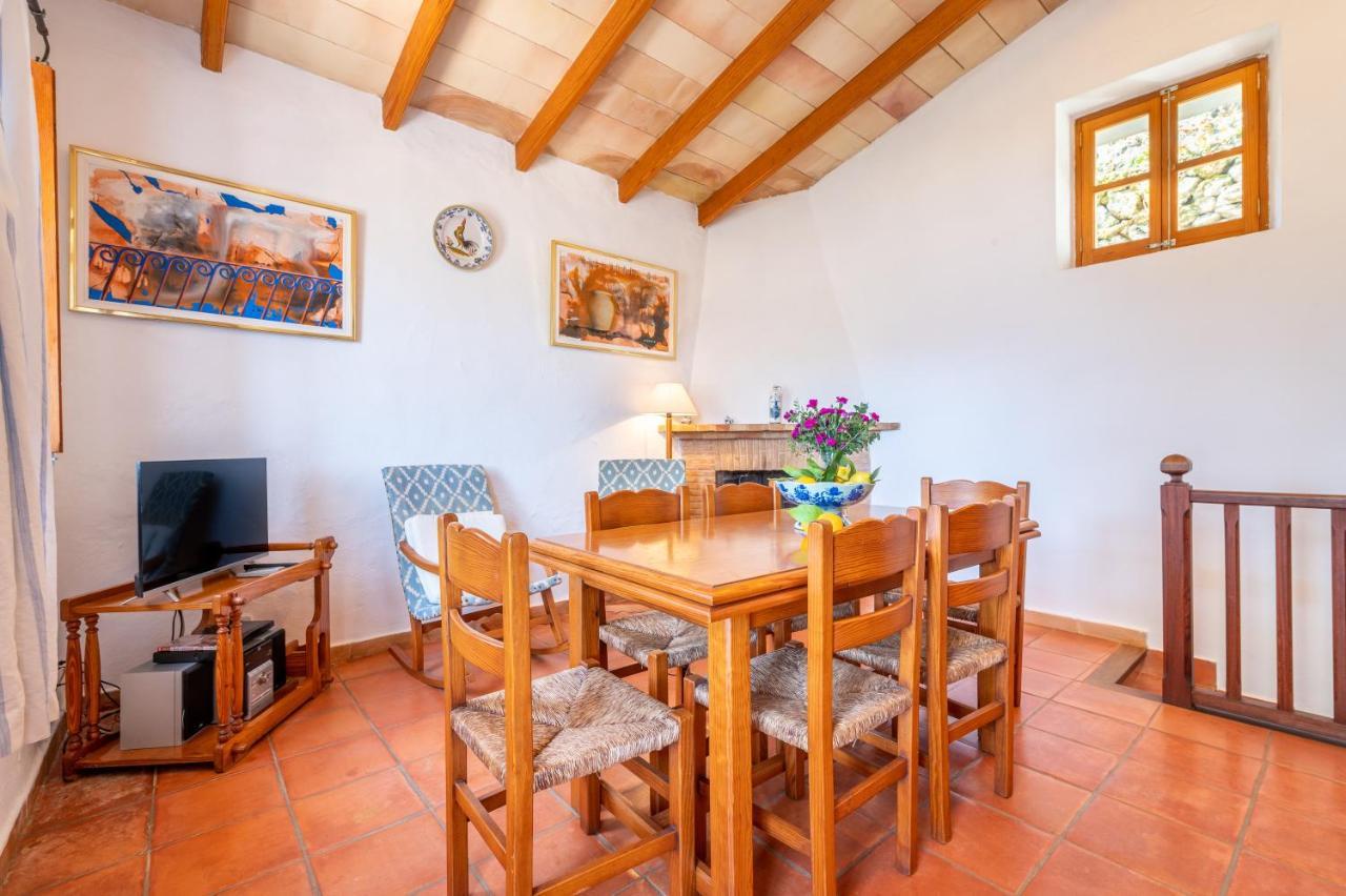 Can Jaumins Soller Luaran gambar